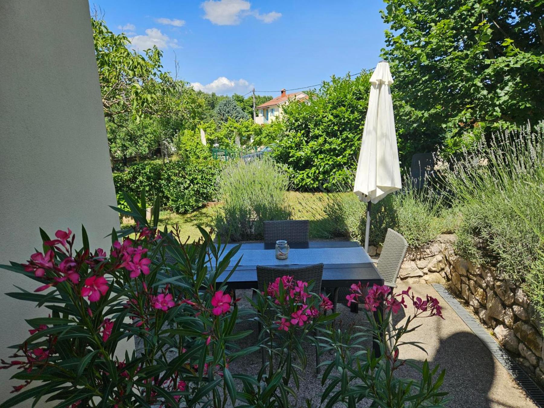 Gianna Apartment Labin Екстериор снимка